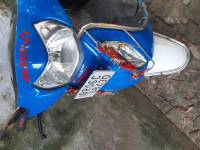 Green And White Honda Activa i