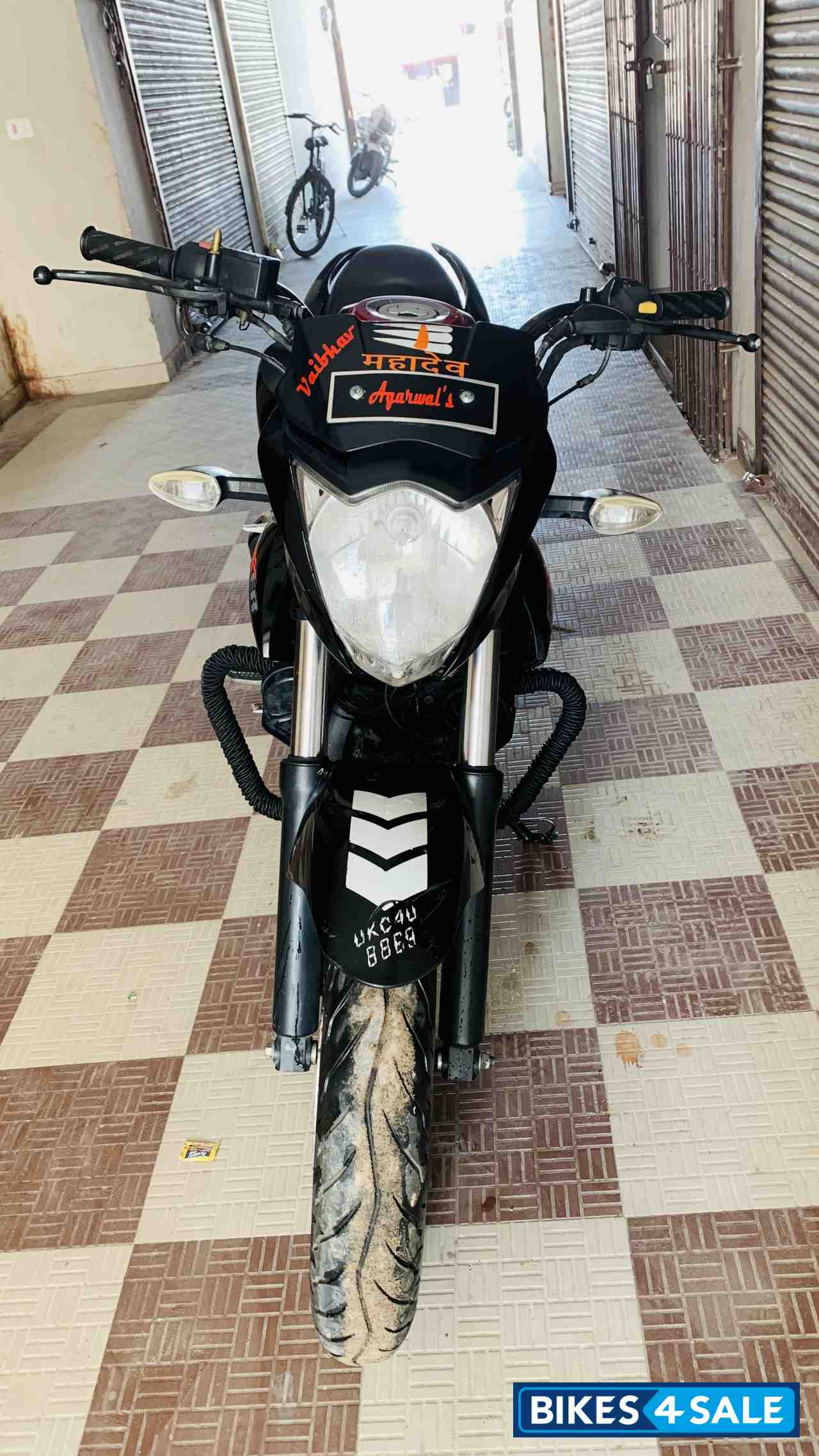 Black And Red Suzuki Gixxer 150