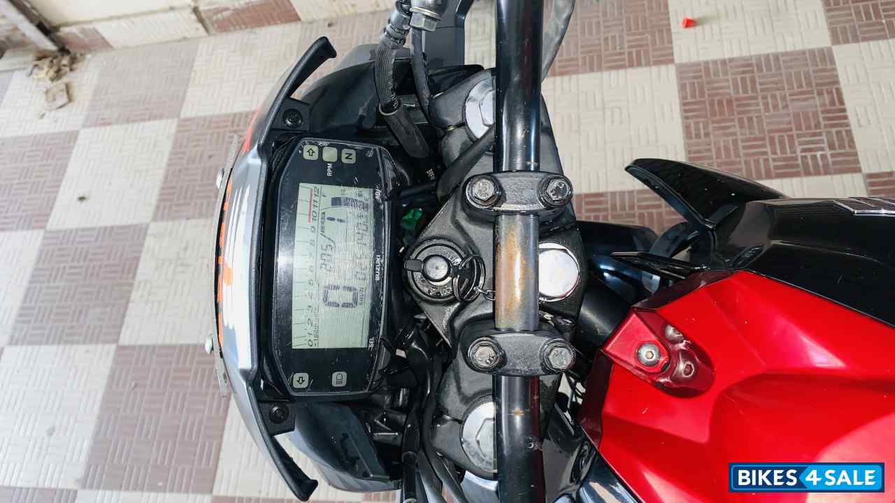 Black And Red Suzuki Gixxer 150