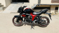 Black And Red Suzuki Gixxer 150