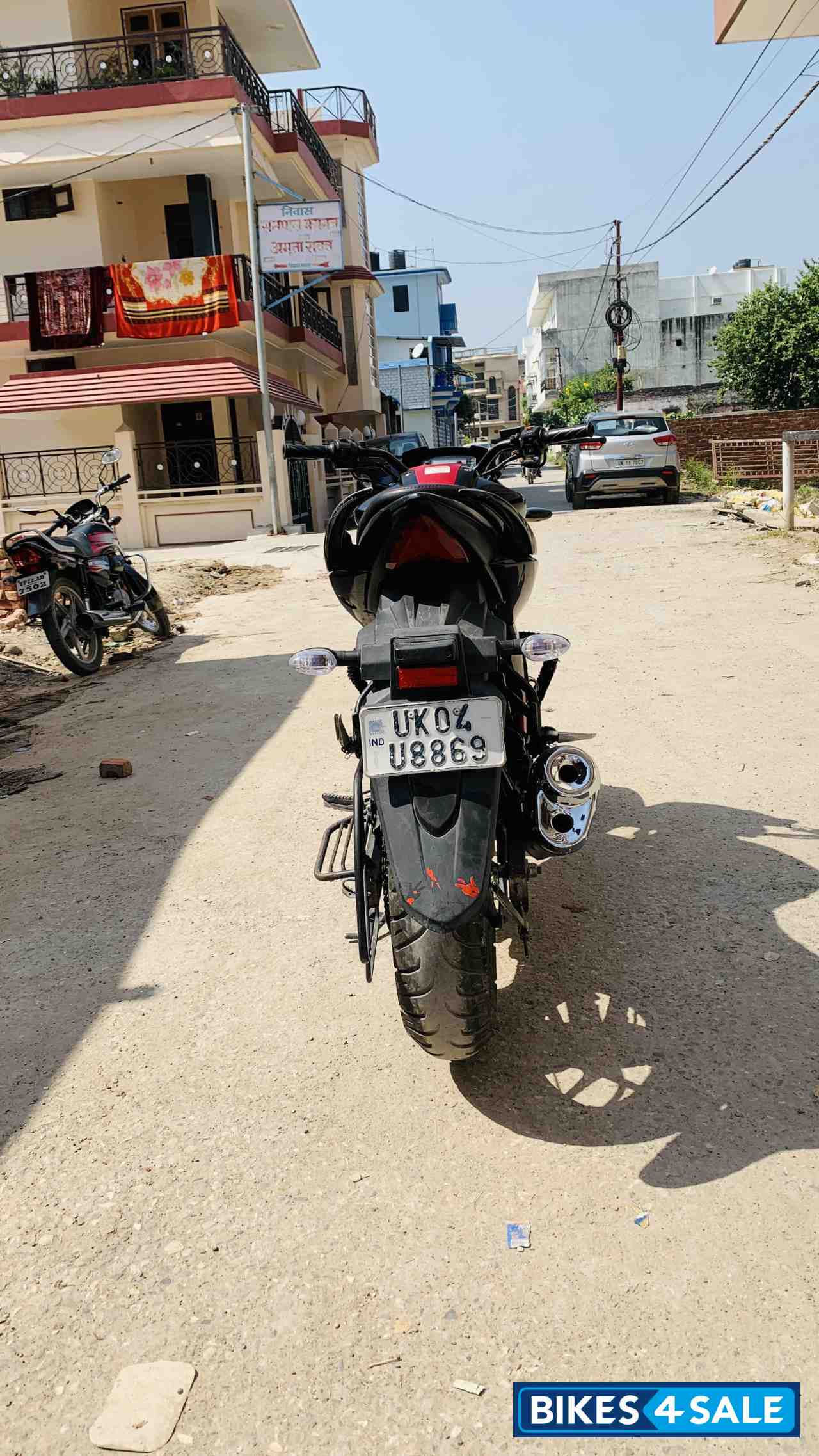 Black And Red Suzuki Gixxer 150