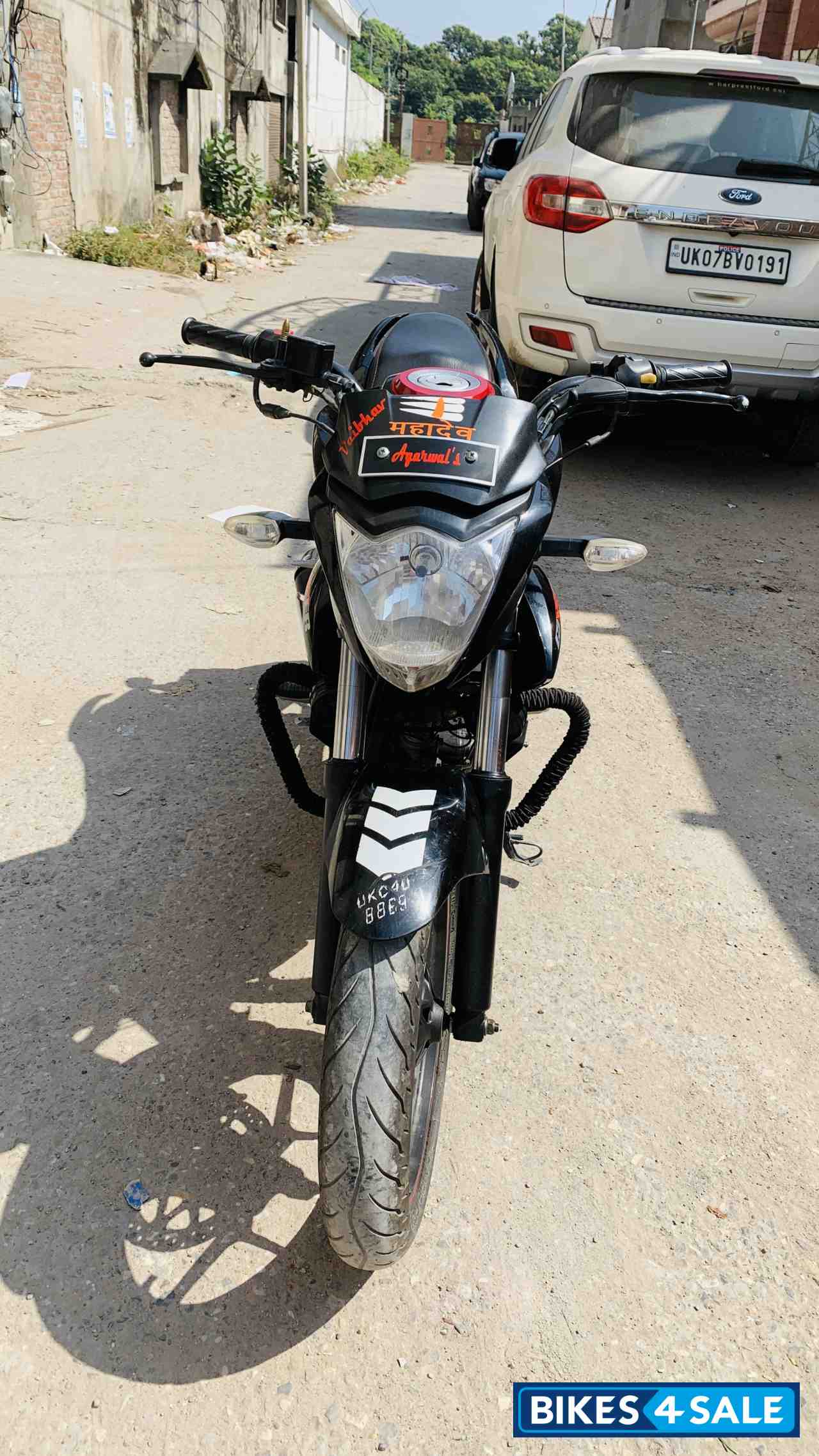 Black And Red Suzuki Gixxer 150