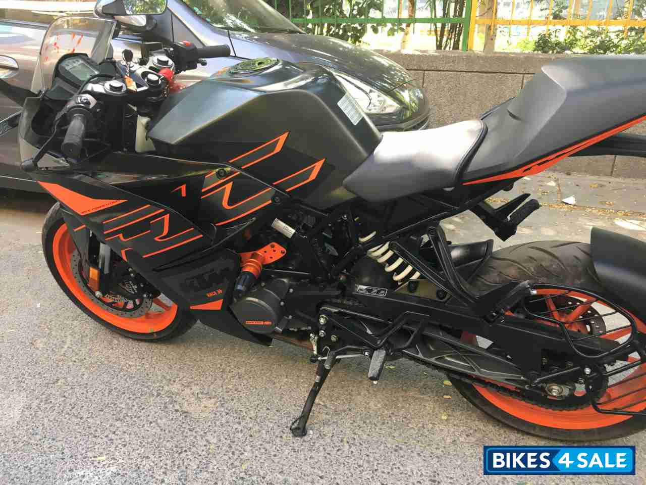 Black Orange KTM RC 200 2020