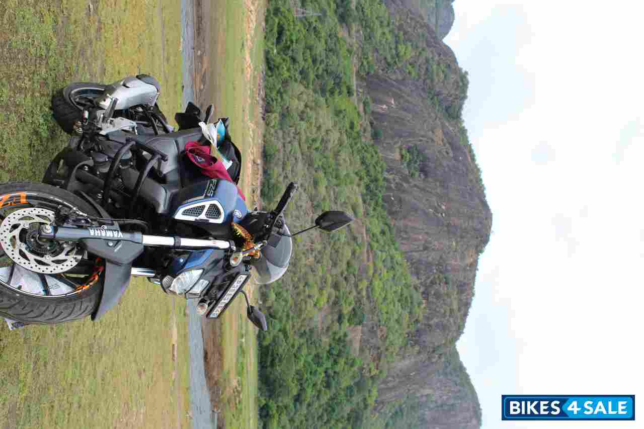 Matt Blue Yamaha FZ-S FI V3