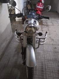 Silver Royal Enfield Classic 350