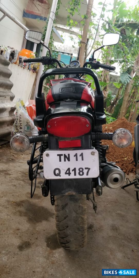 Bajaj Avenger Street 220