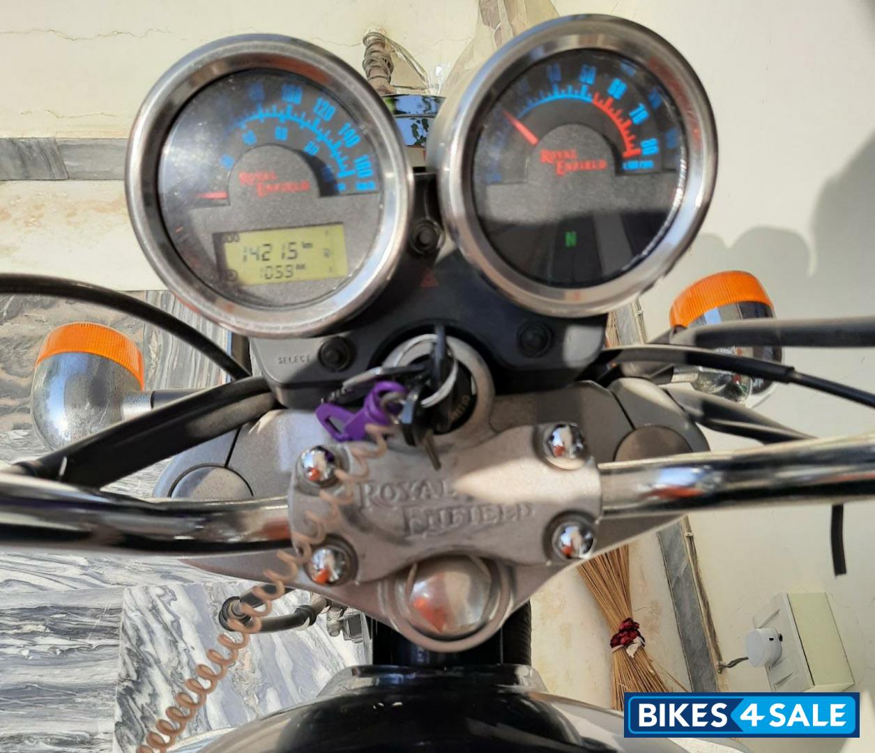 Twilight Block Royal Enfield Thunderbird 350 Twilight Block Royal Enfield Thunderbird 350