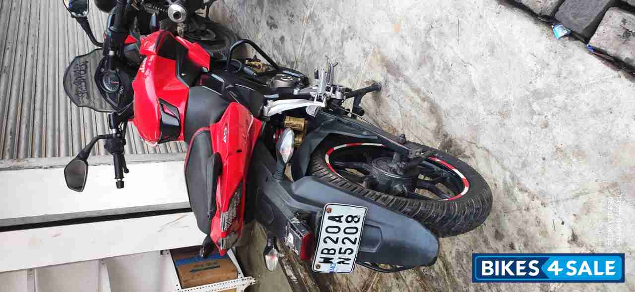 Red Bajaj Pulsar AS 150