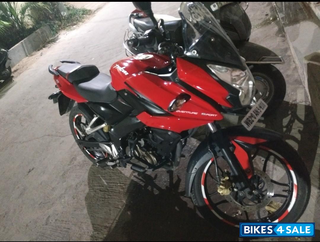 Red Bajaj Pulsar AS 150