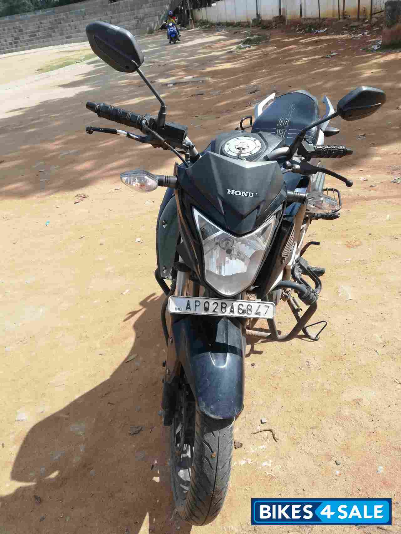 Honda CB Hornet 160R