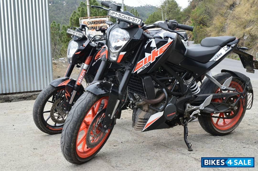 KTM Duke 200
