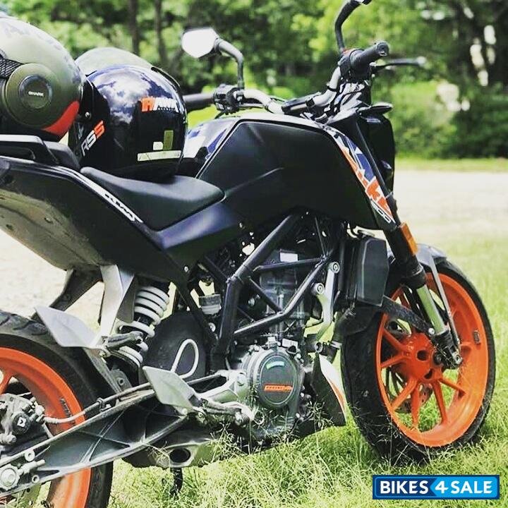 KTM Duke 200
