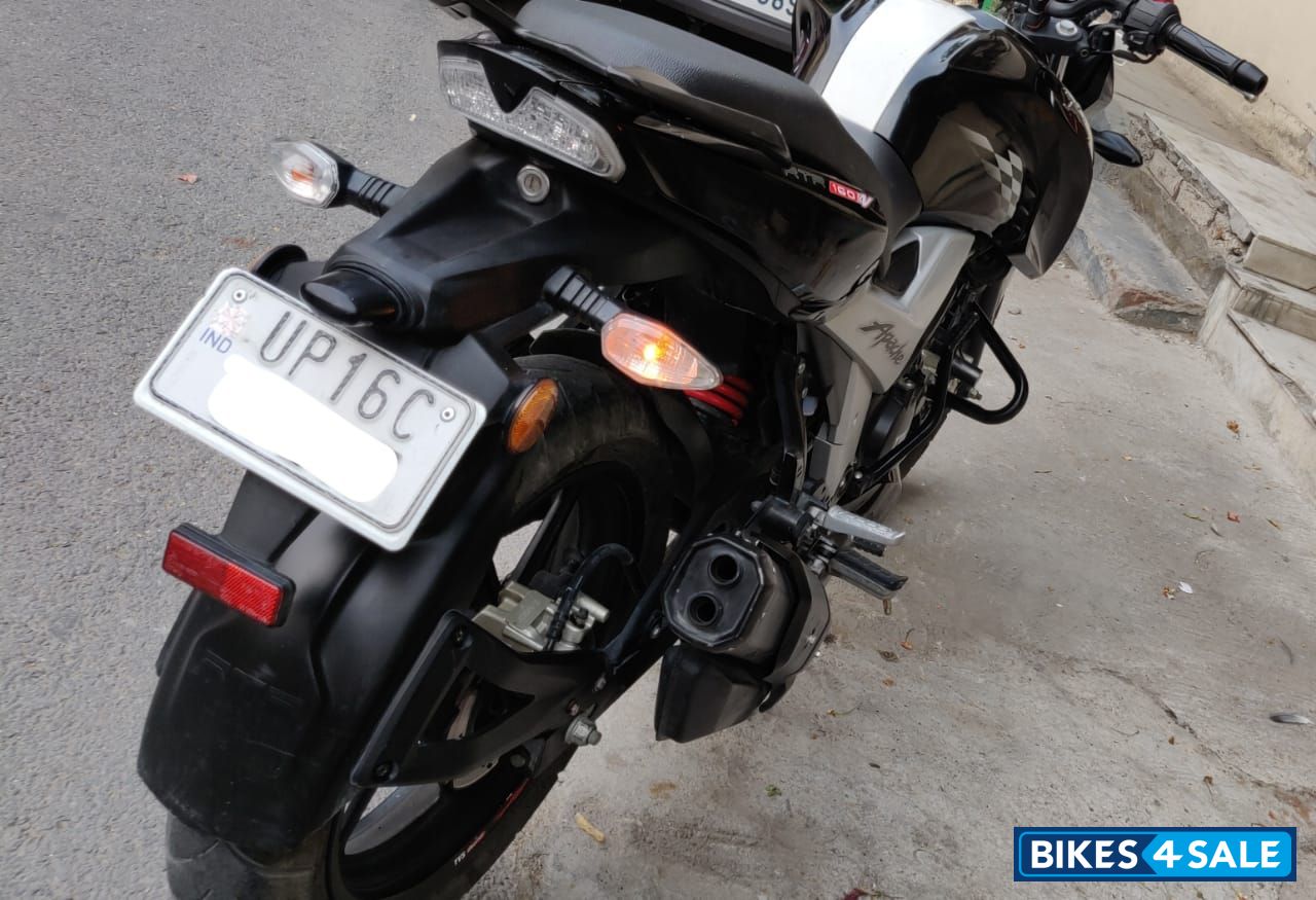 TVS Apache RTR 160 4V