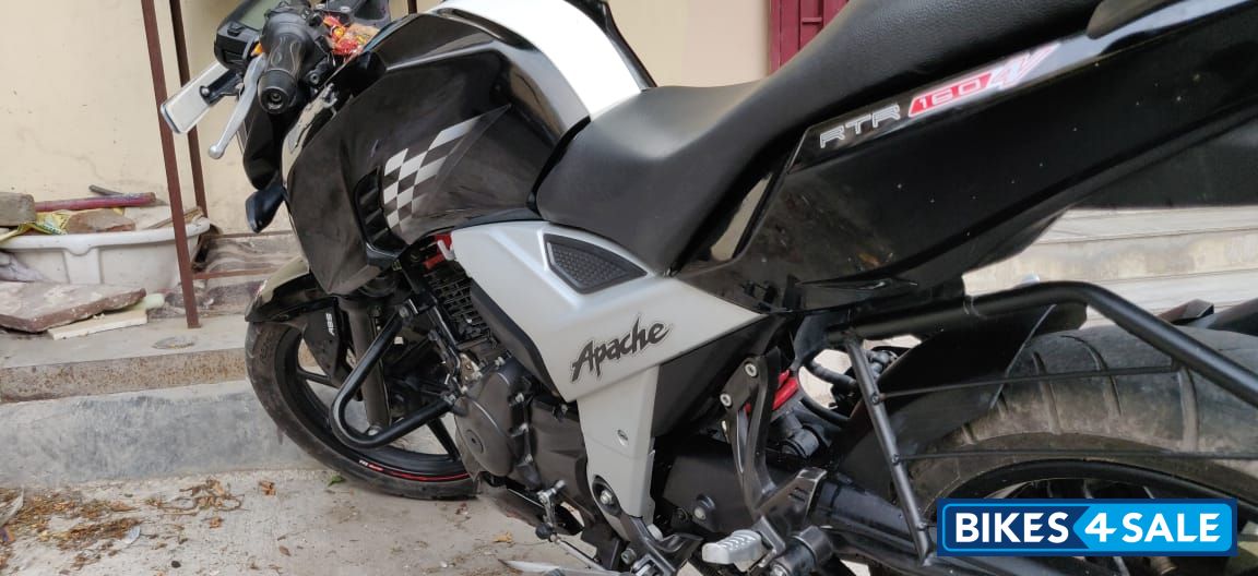 TVS Apache RTR 160 4V