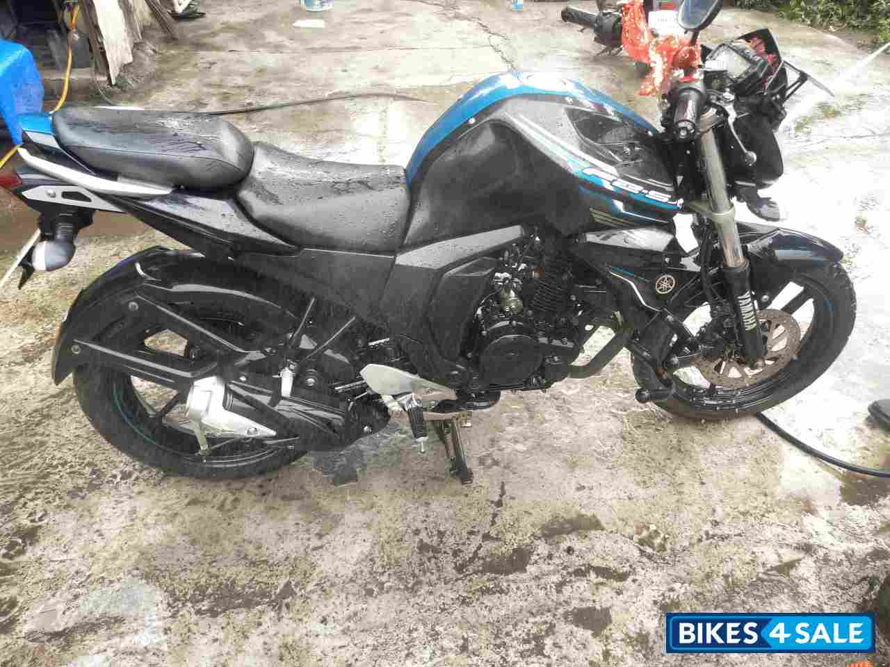 Black Blue Yamaha FZ-S