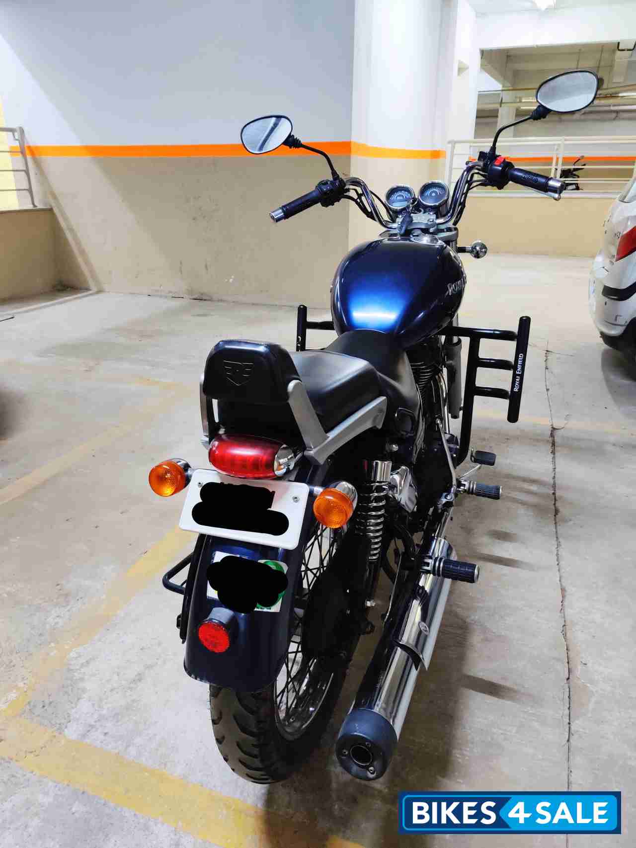 Marine Blue Royal Enfield Thunderbird 350 Marine Blue Royal Enfield Thunderbird 350