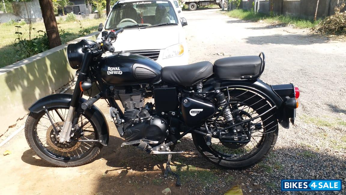 Royal Enfield Classic 500