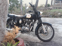 Black Royal Enfield Classic 350