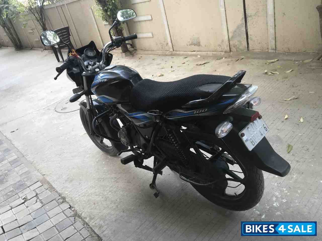 Bajaj Discover 100