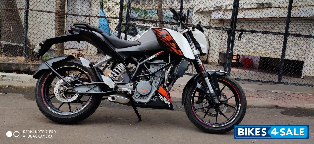 KTM Duke 200