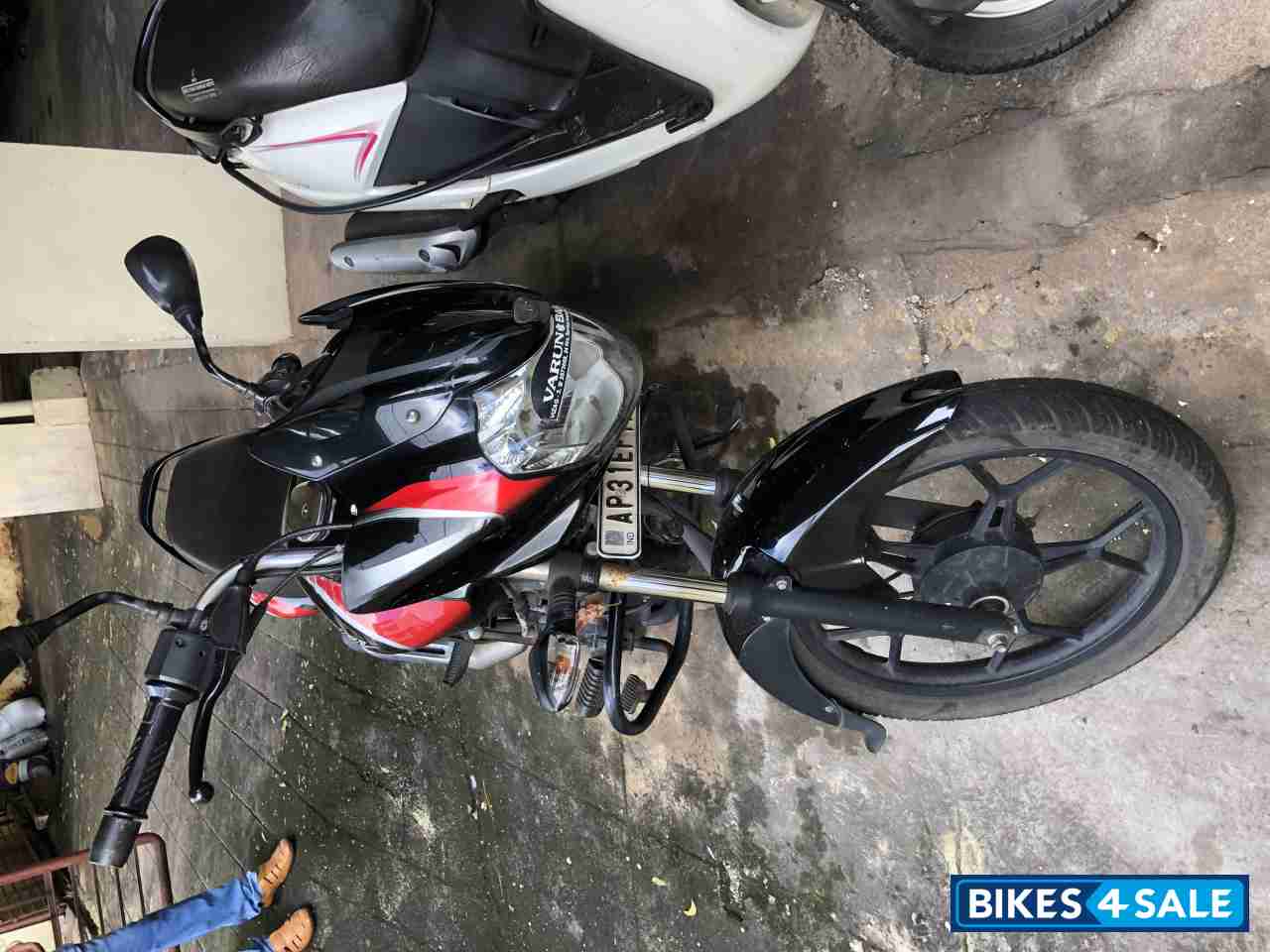 Bajaj Discover 100 DTS-Si