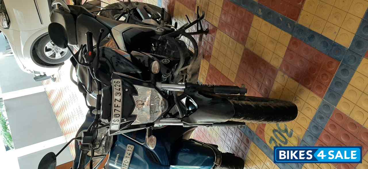 Bomber Black Yamaha FZ FI V2