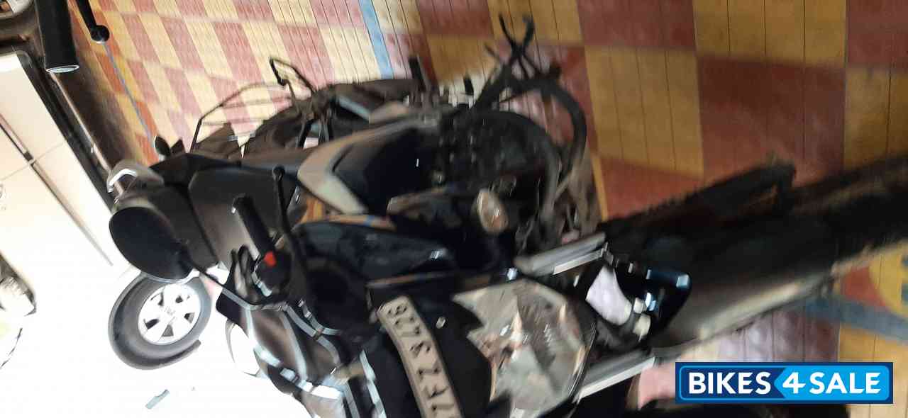 Bomber Black Yamaha FZ FI V2