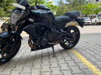 Black/grey Kawasaki ER-6n