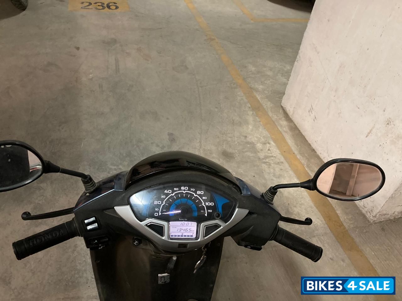 Metallic Blue Honda Activa 125 Metallic Blue Honda Activa 125