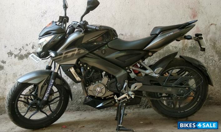 Bajaj Pulsar 200 NS