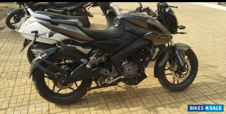 Bajaj Pulsar 200 NS