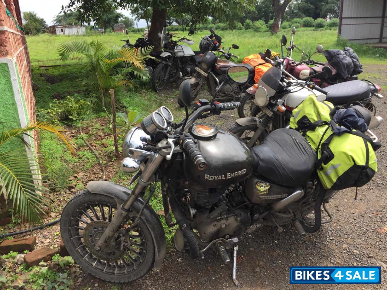 Lightning Royal Enfield Thunderbird 350