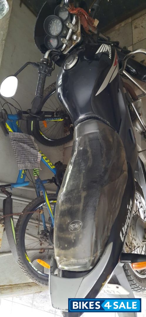 White Honda Activa 6G Std