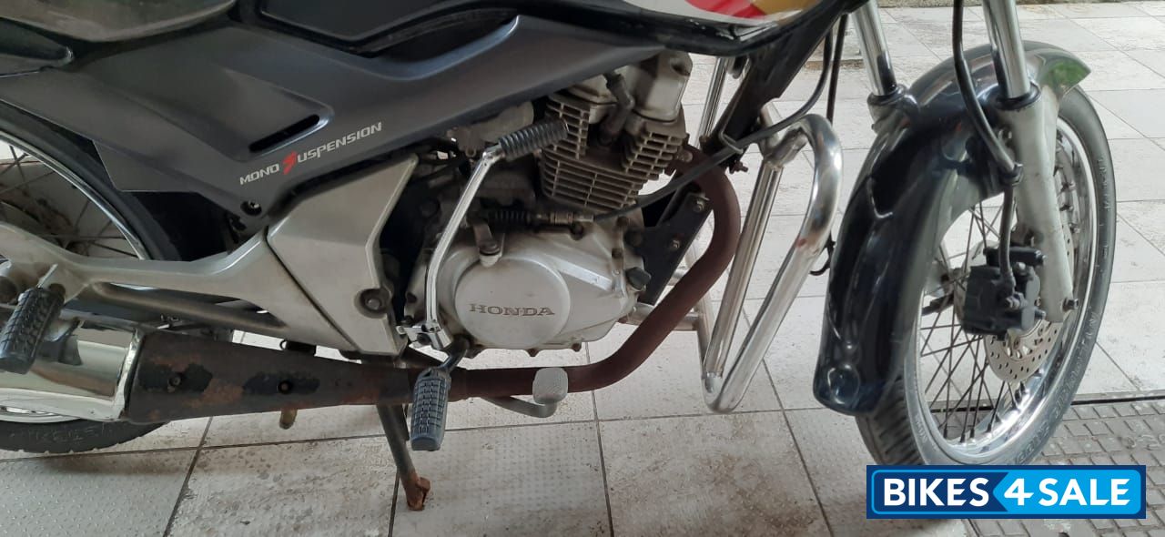 White Honda Activa 6G Std