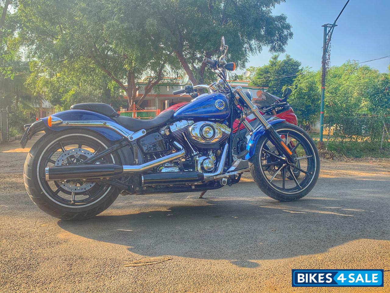 Harley Davidson Breakout