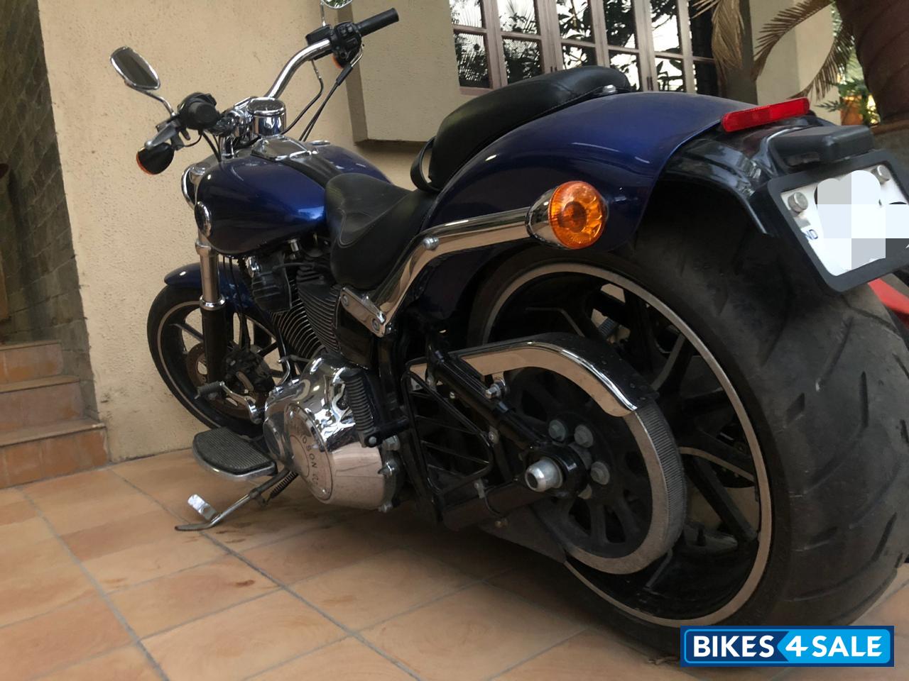 Harley Davidson Breakout