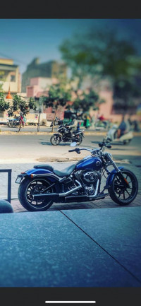 Harley Davidson Breakout