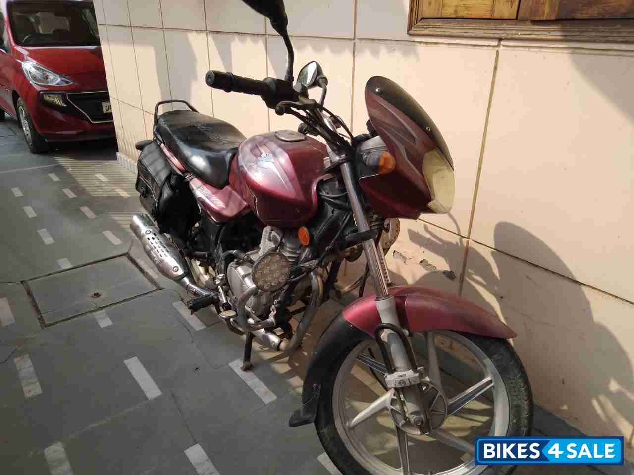 Red Bajaj Discover DTSi 125