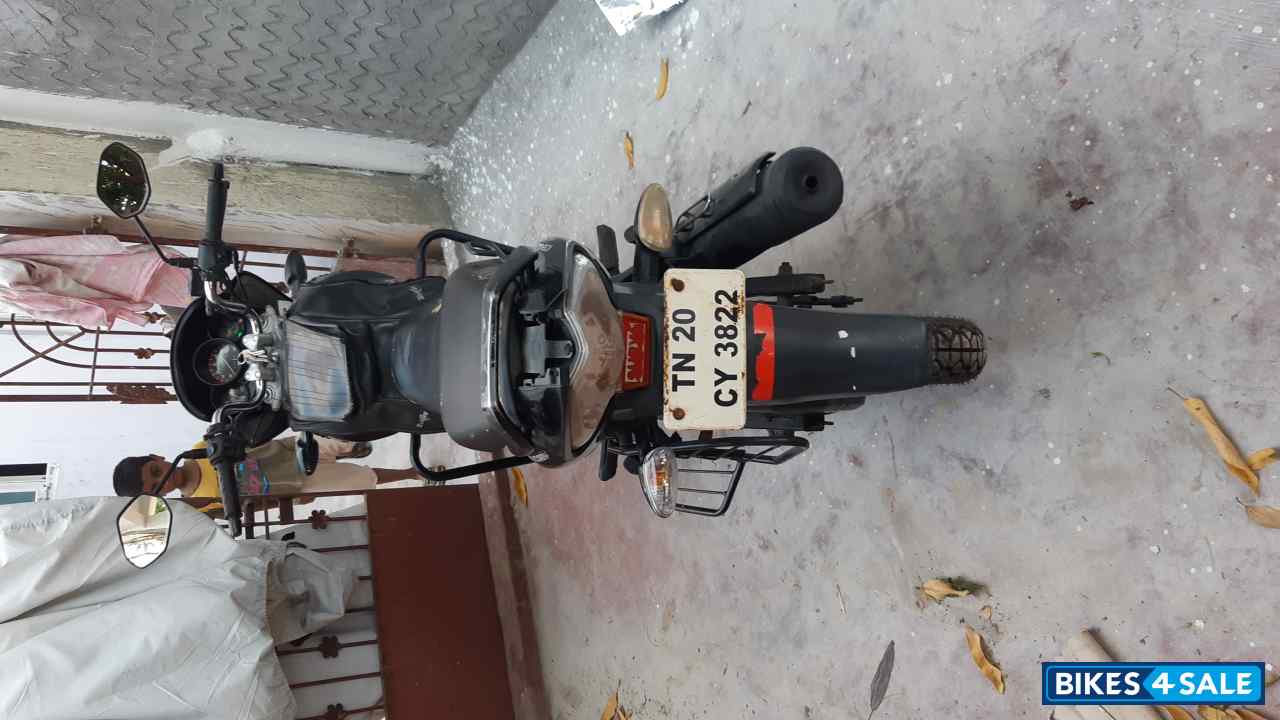 Black Honda CB Unicorn