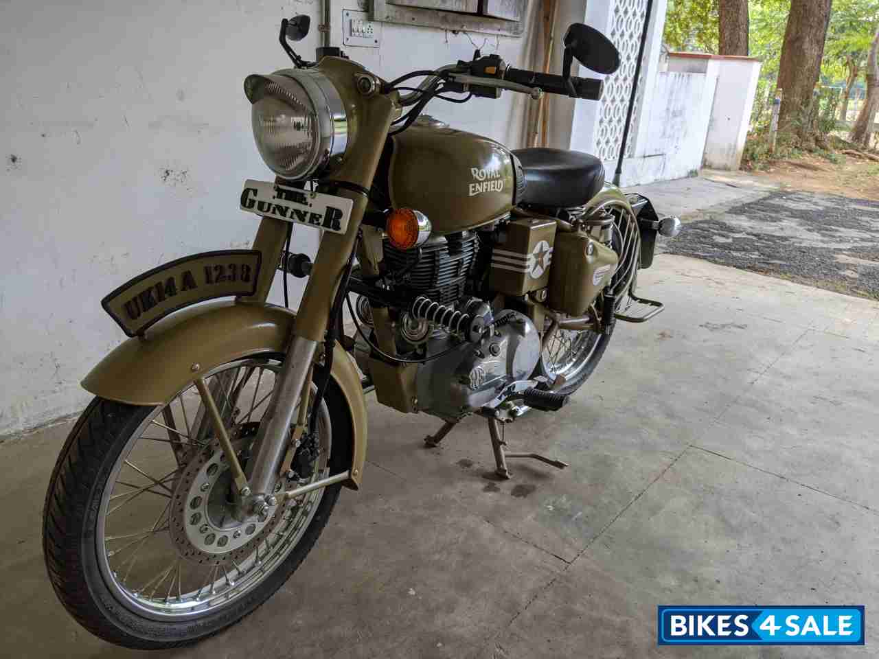 Desert Royal Enfield Classic Desert Storm