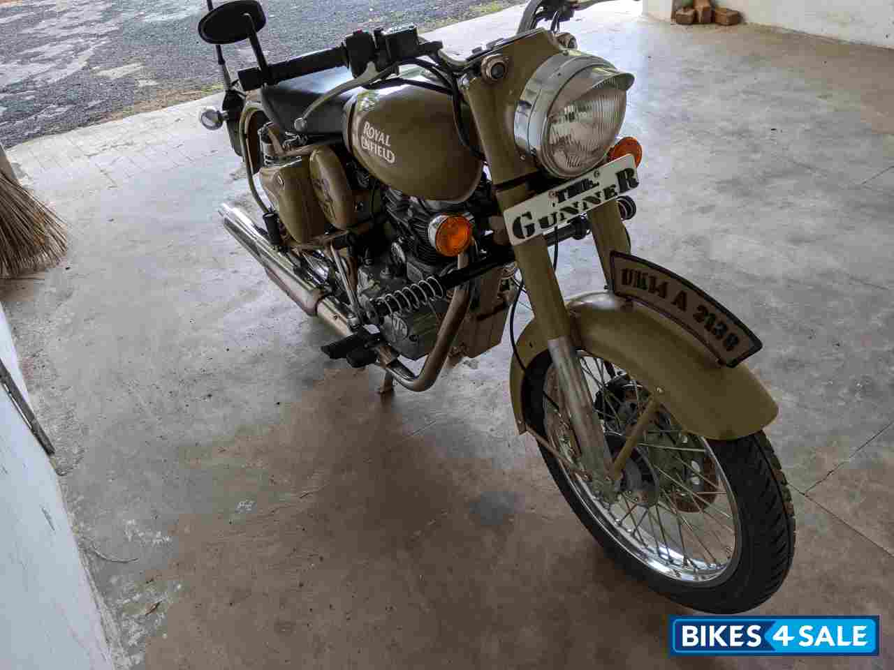 Desert Royal Enfield Classic Desert Storm