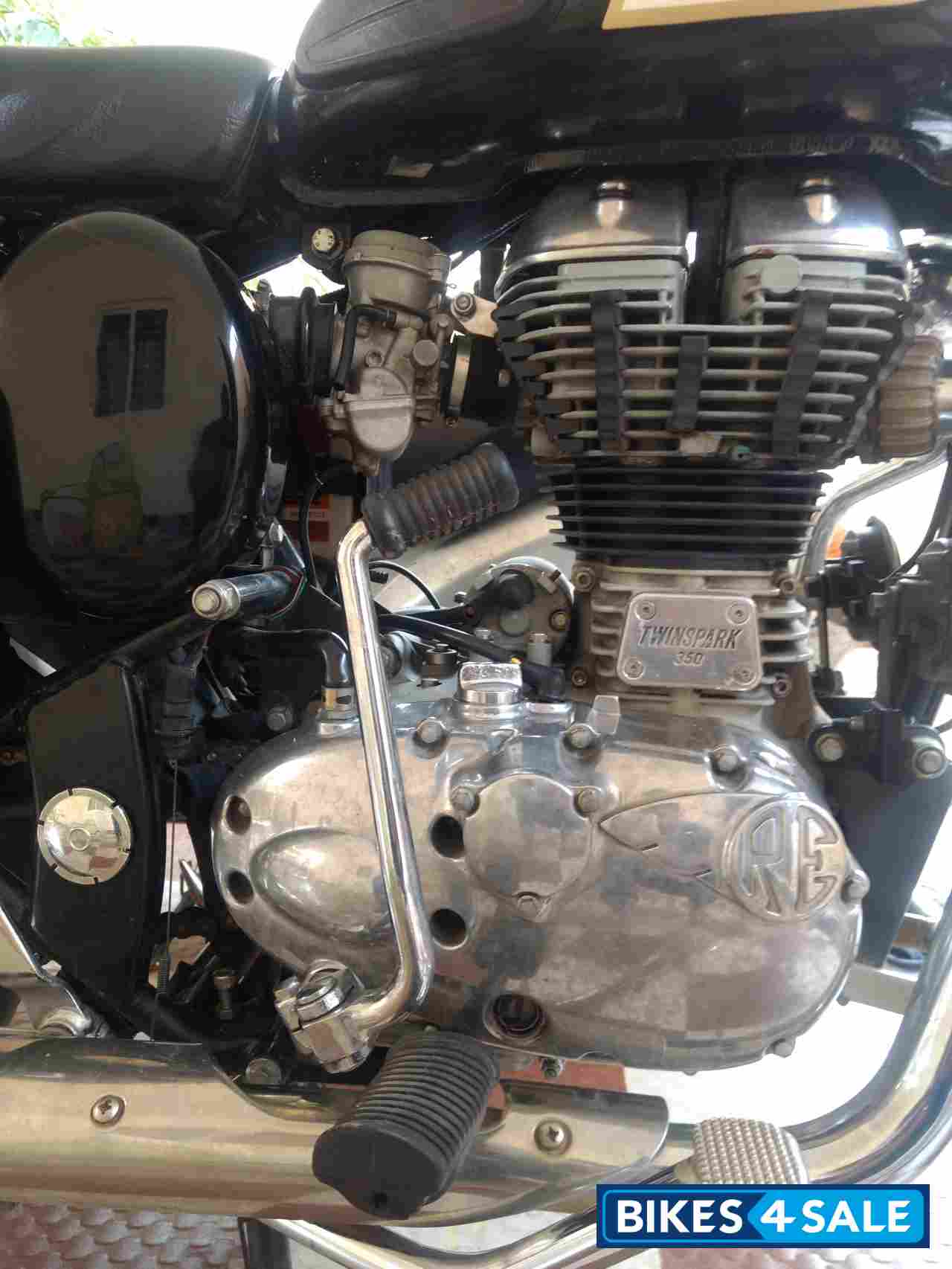 Black Royal Enfield Classic 350