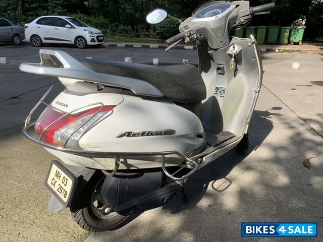 White Honda Activa 125