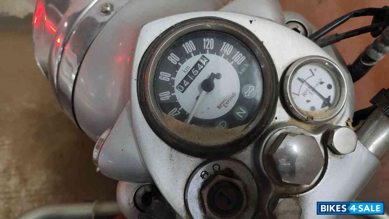 Royal Enfield Classic 350 Royal Enfield Classic 350