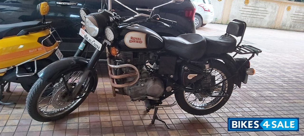 Black Royal Enfield Classic 350