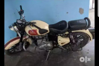 Royal Enfield Bullet 500