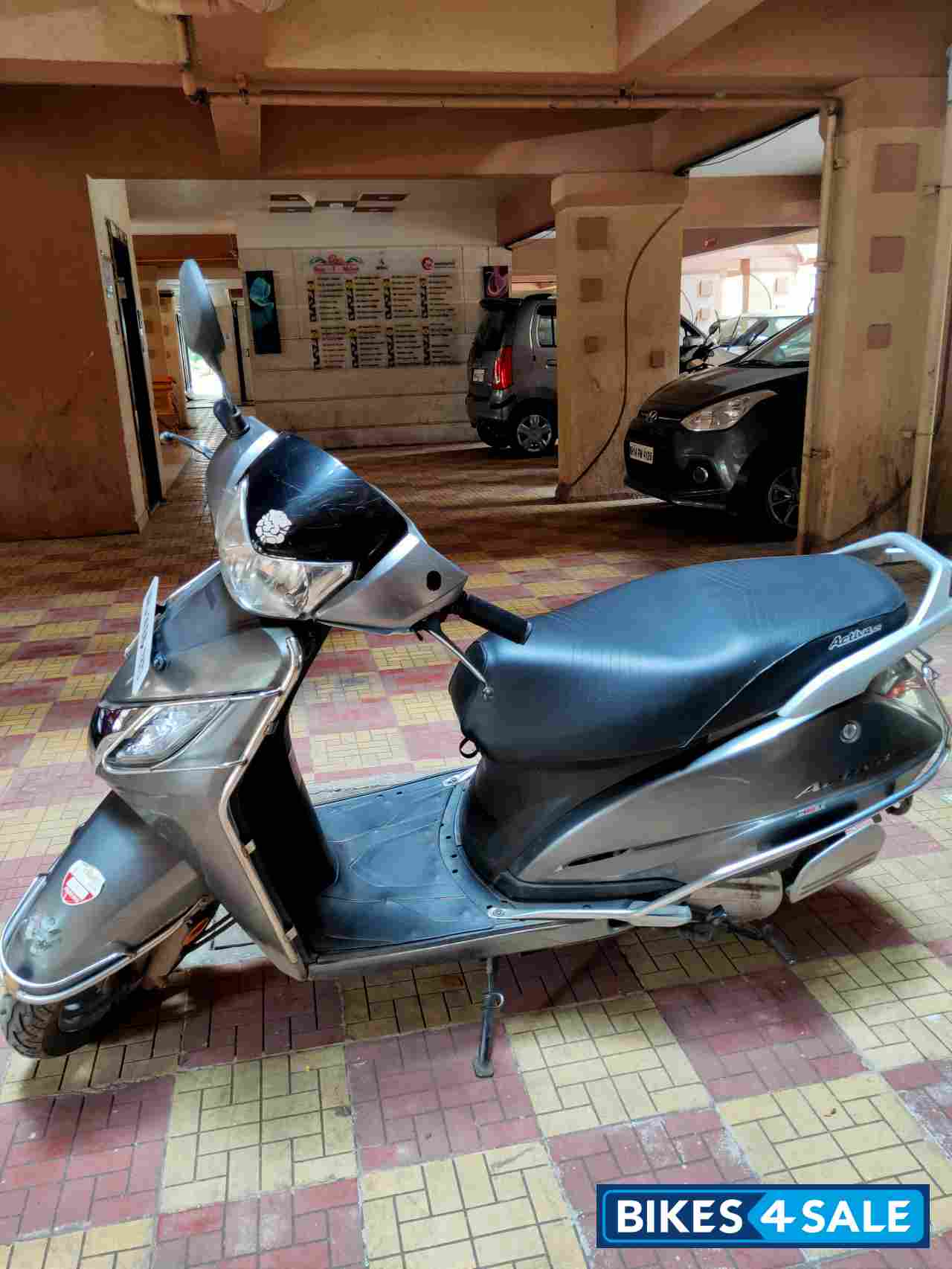 Grey Honda Activa 125 Grey Honda Activa 125