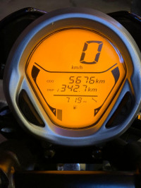 Bajaj Avenger Street 220