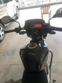 Black Suzuki GS 150R