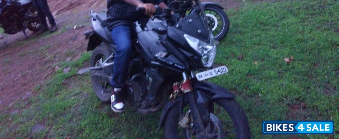 Black Bajaj Pulsar AS 200